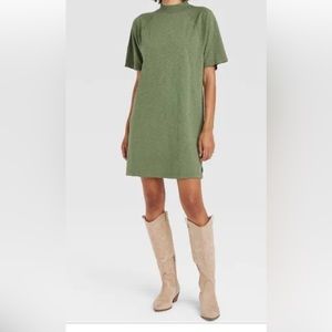 Universal Thread Women’s Elbow Sleeves Knit.                T-Shirt Dress   NWT